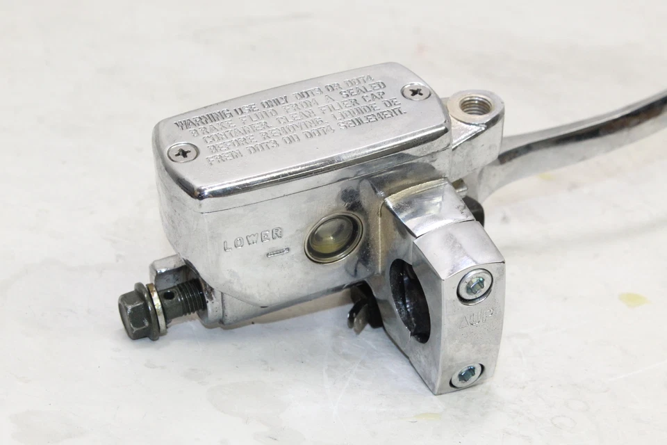 Cilindro maestro de freno delantero derecho Honda Goldwing Gl1200 1984 45500-mg9-771 OEM Foto 3 de 4