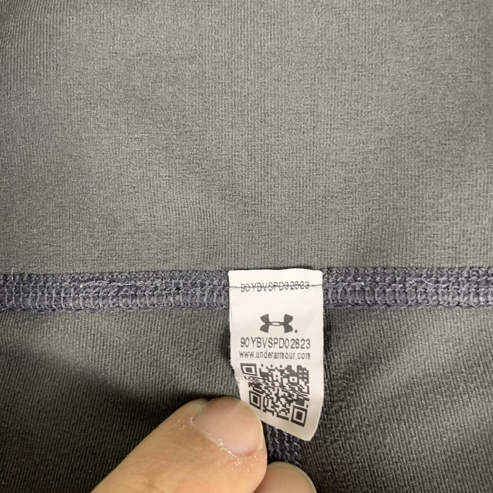 Under Armour Leggings Womens 26 Gray Straight Leg Regular Fit Polyester Cropped thumbnail 3