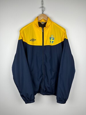 Veste/Staff Training Östers IF Umbro 2011 Homme Taille S - État Correct