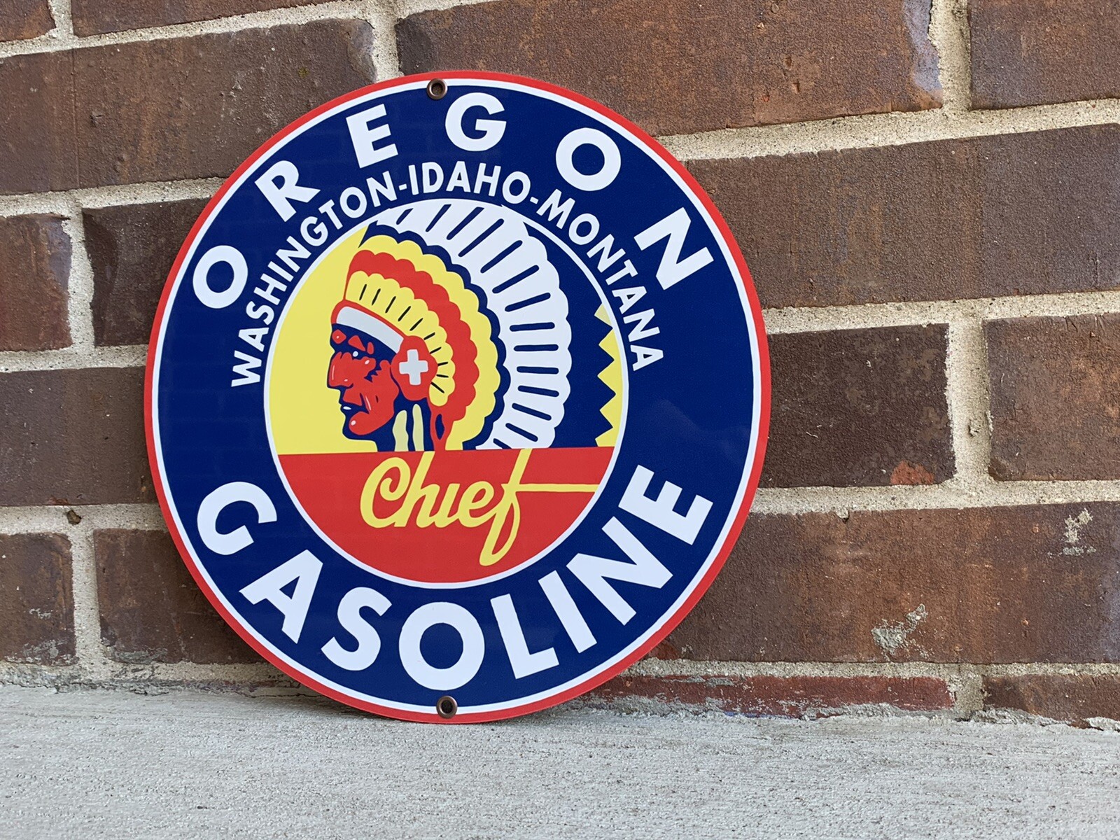 Oregon Chief Washington Idaho Oregon Montana gasoline vintage round