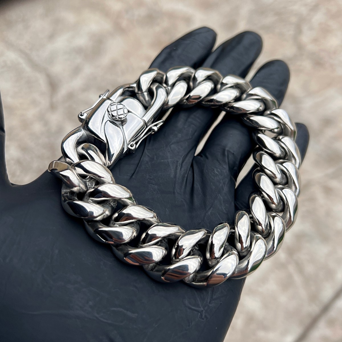 Bracciale Uomo in Acciaio 316L black con fibra di carbonio e diamante nero ca