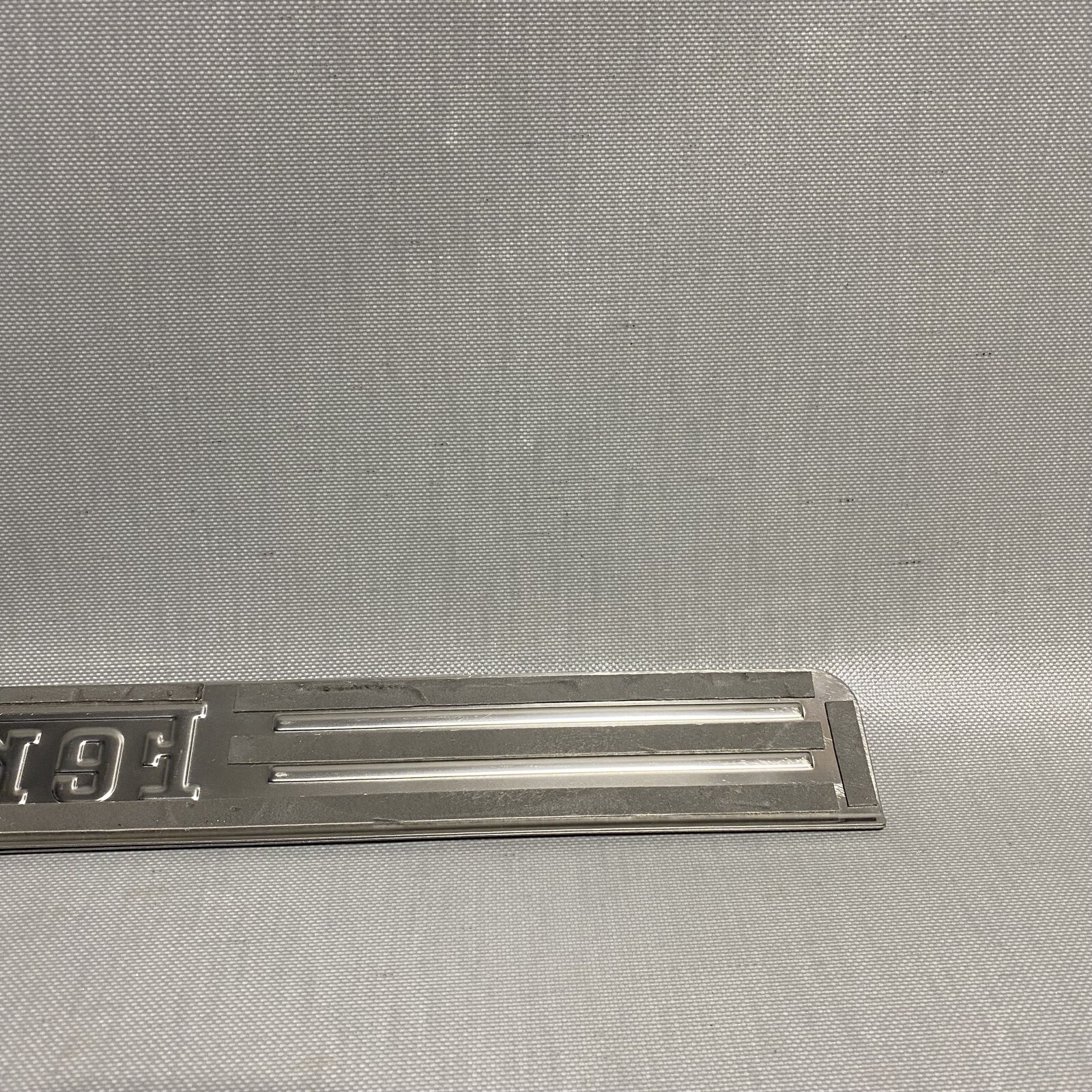 FERRARI CALIFORNIA SILL COVER DOOR KICK PLATE 69749800 OEM