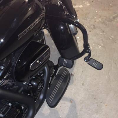 Black Highway Foot Pegs Crash Bar For Harley Street Glide Road Glide