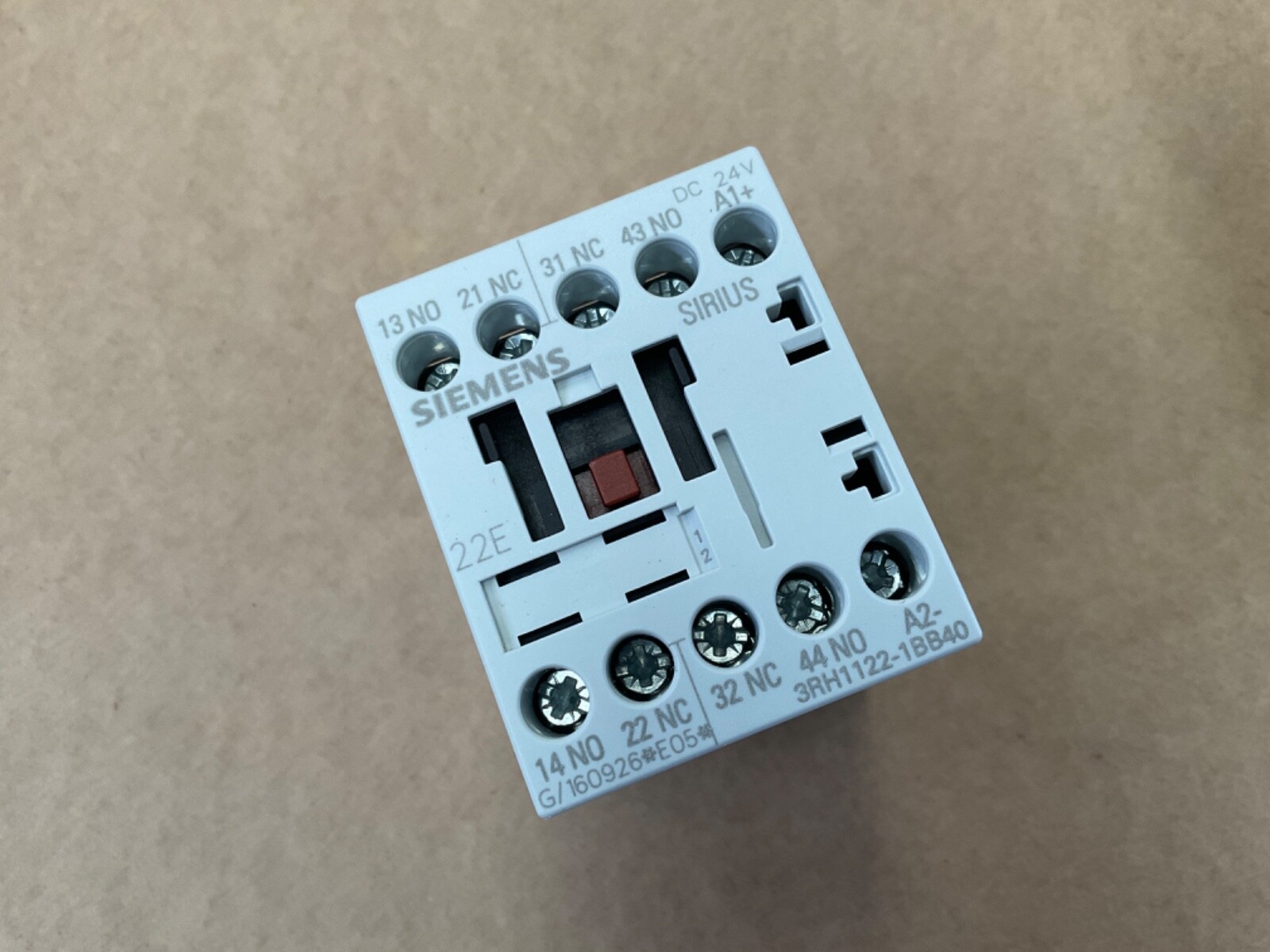 Siemens 3RH1122-1BB40 Sirius Contactor Relay 4P | 2NO + 2NC | 24VDC Coil
