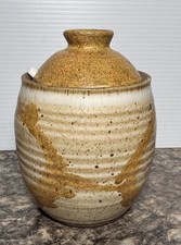 HAND THROWN POTTERY LIDDED CROCK HONEY POT SU...