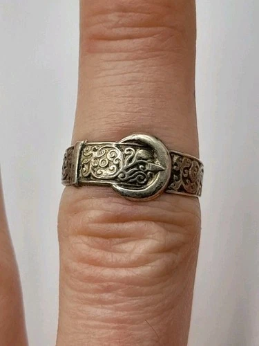 Vintage English Sterling 925 Silver Belt Buckle Statement Ring. UK Size P ½
