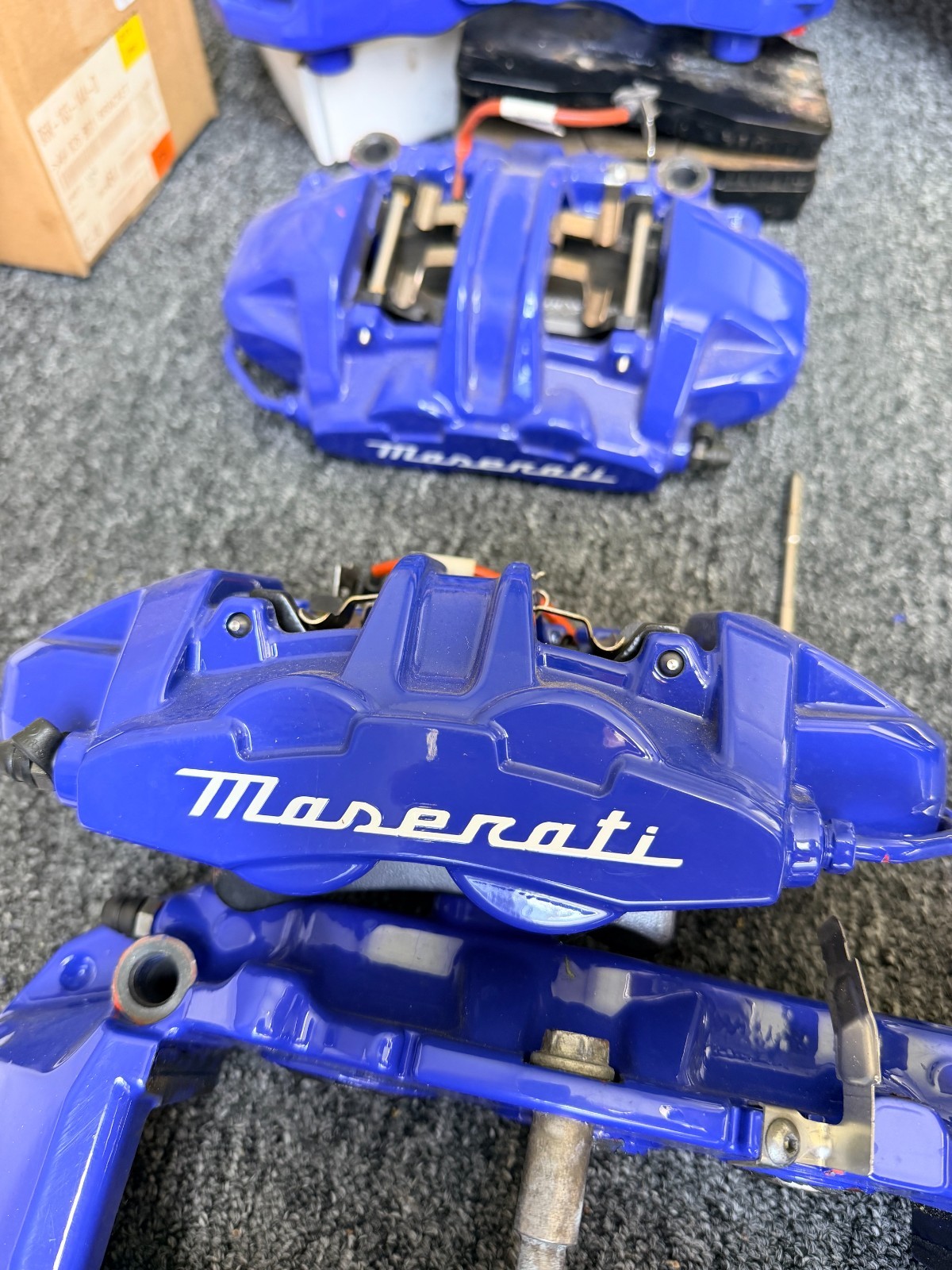 Maserati MC20 Front Brake caliper P/N 670215198