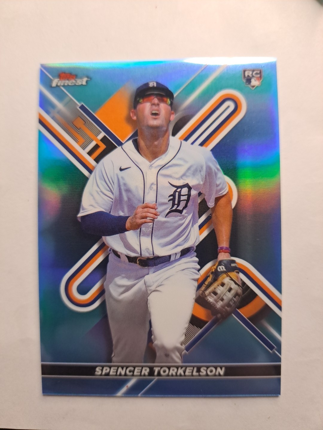 2022 Topps Finest Spencer Torkelson 84 Sky Blue Refractor /300 RC Rookie