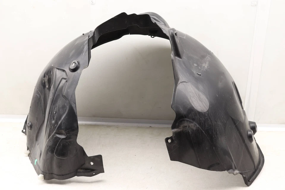 2018-2024 奥迪 S4 - 右前挡泥板衬里/车轮外壳保护套 8W0821172G — 第 4/4 张图片