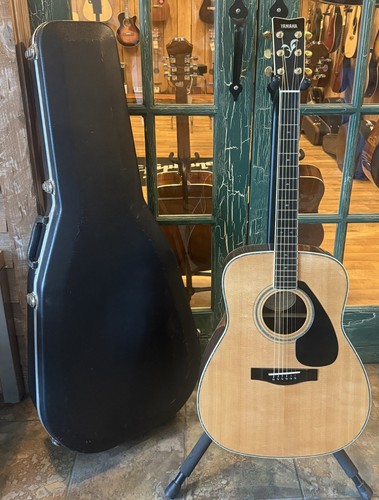 Yamaha FG 460 SA Natural Acoustic Guitar with Hard Shell Case