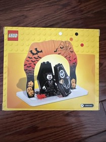 NEW LEGO Halloween Set 850936 , SEALED!