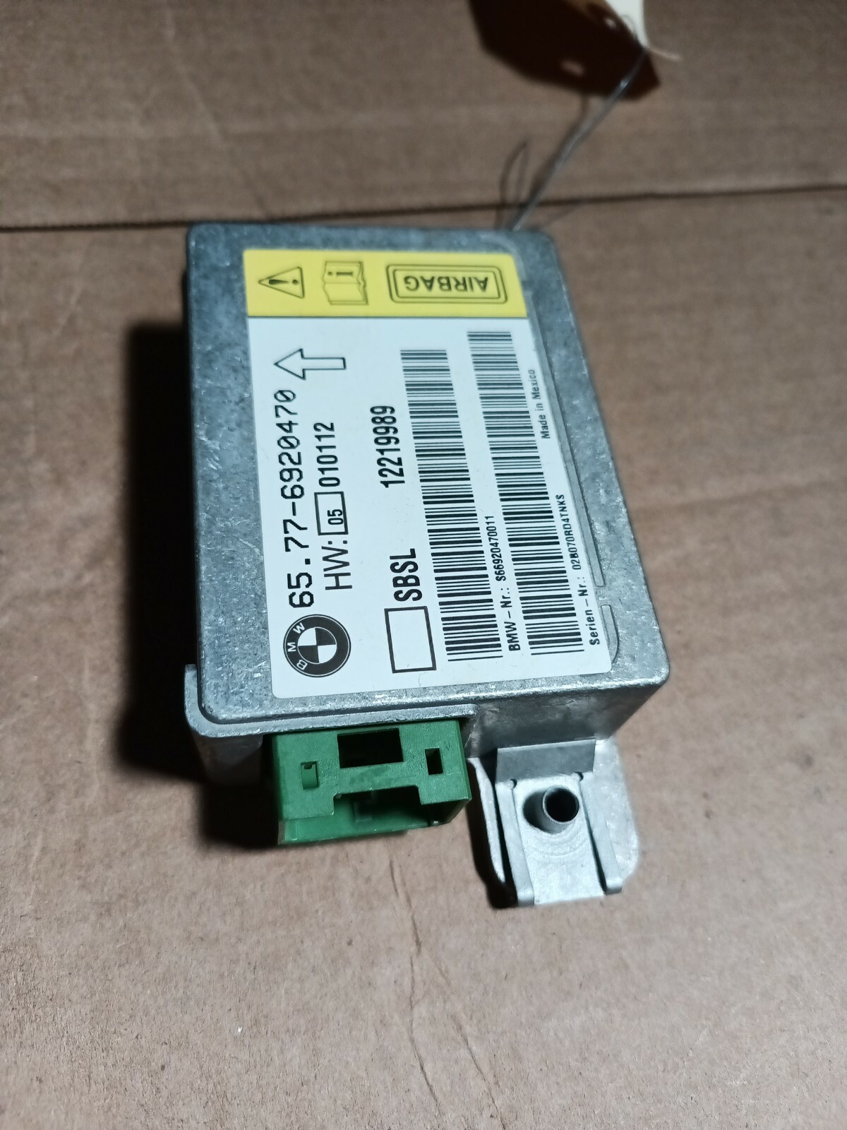 02 - 08 BMW LEFT B-PILLAR SRS SAFETY SENSOR | 65776920470 | E65