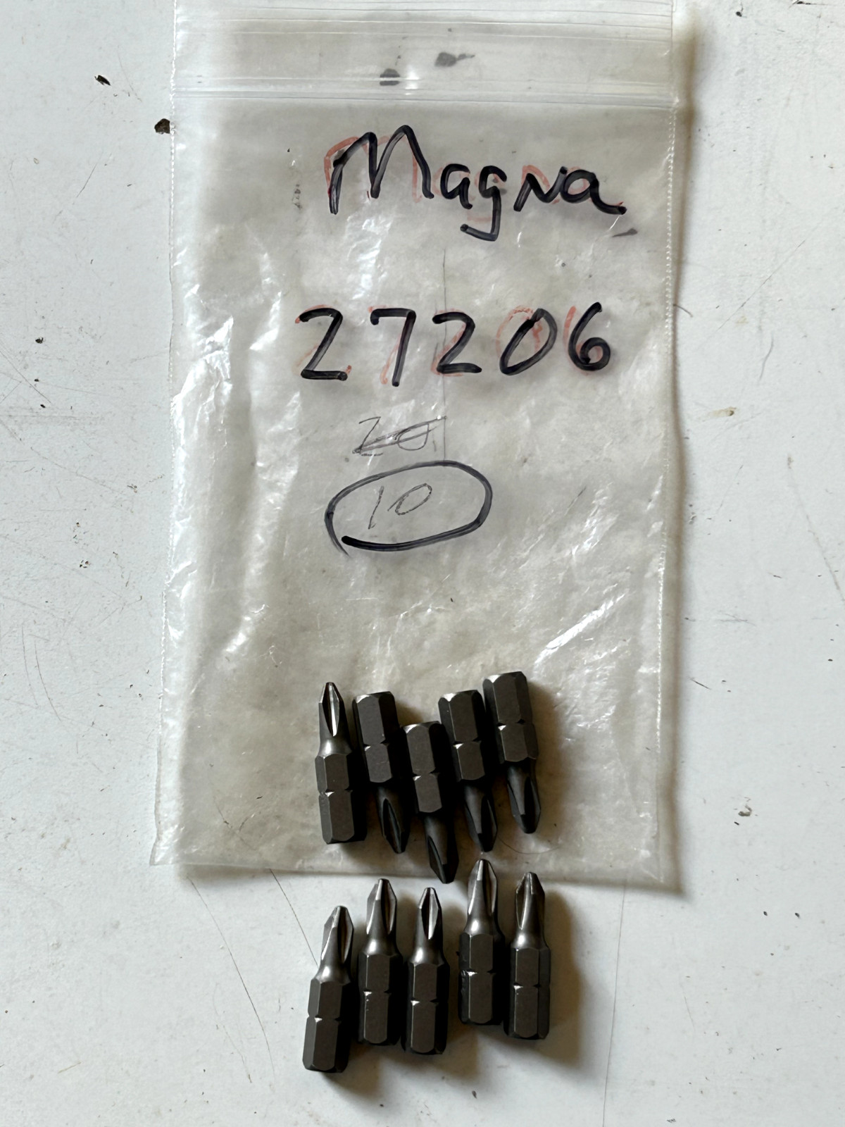 Bosch 27206 lot of 10 ea #2 Phillips Screw Tips 5/16" Hex Shank x 1-1/4"