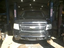 SUBURBN15 2010 Luggage Rack 116237