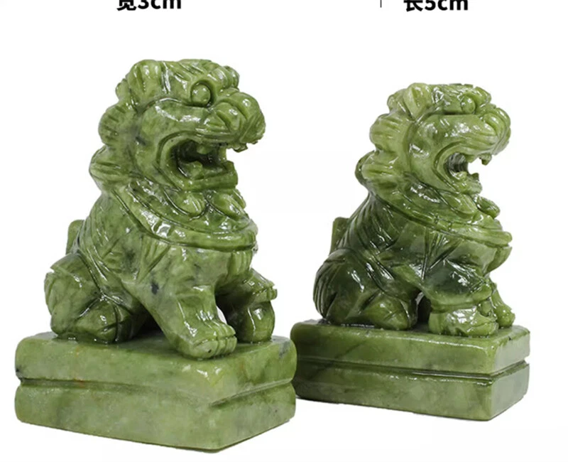 China Estatuas de jade verde natural talladas a mano Foo perro guardián león decoración Foto 2 de 4