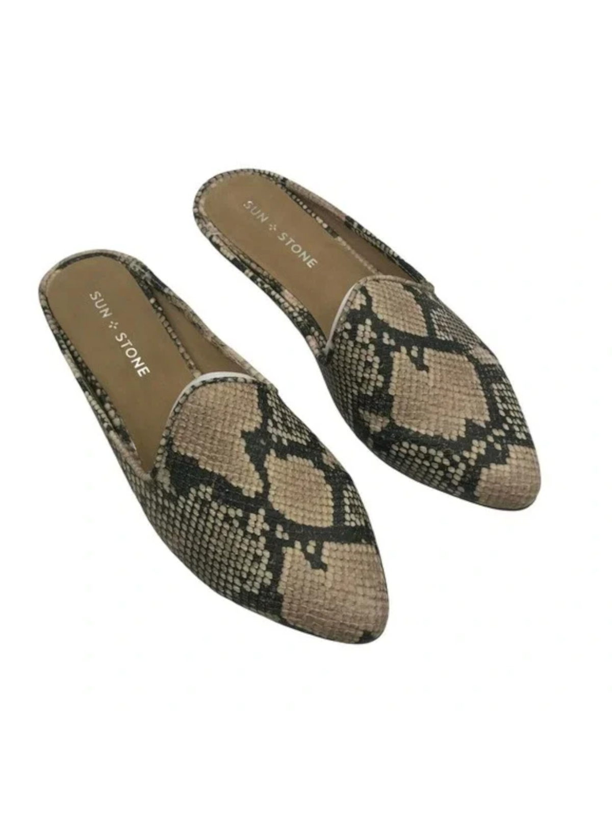 Женские слипоны SUN STONE бежевого цвета со змеиным узором Ninna Almond Toe Slip On Toe 85 M 4190₽