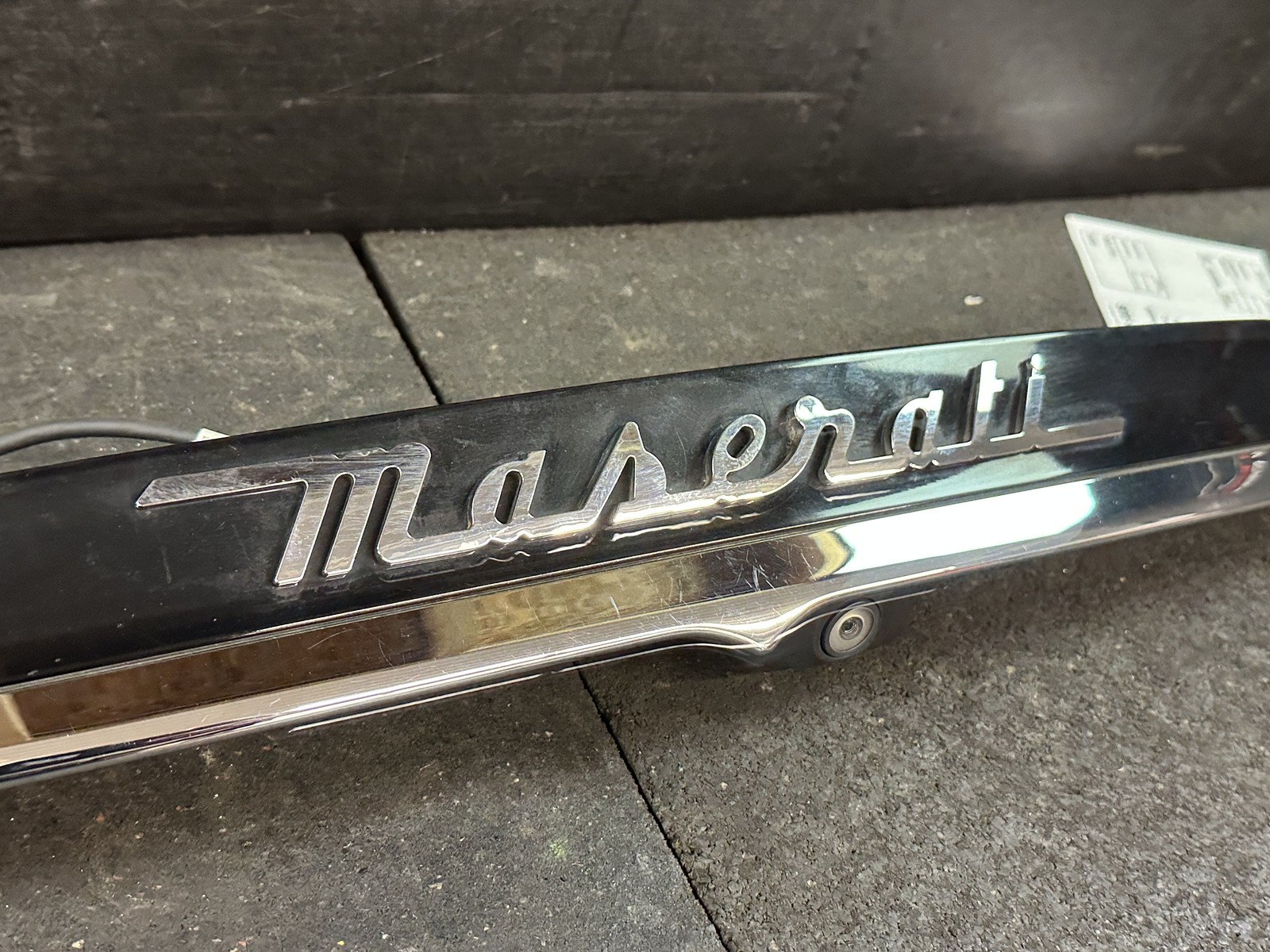 2019 MASERATI GHIBLI REAR DECK LID FINISH PANEL TRIM MOLDING