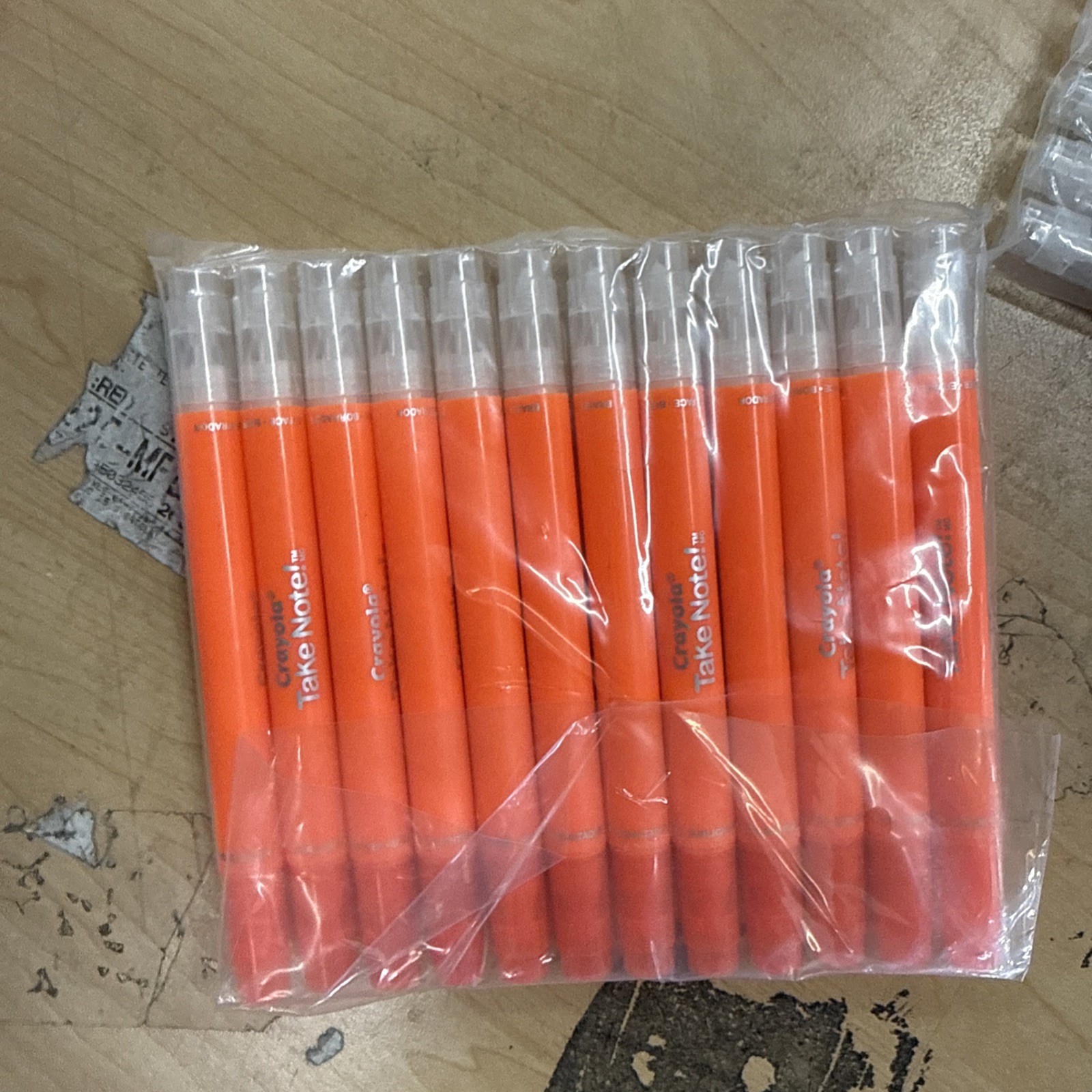 Crayola: Erasable Highlights 5 Colors 60 Total Markers