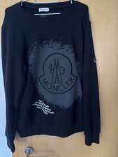 Schöner Moncler Pullover mit beidseitigen Druck.Grösse M/L.Sehr Wenig Getragen