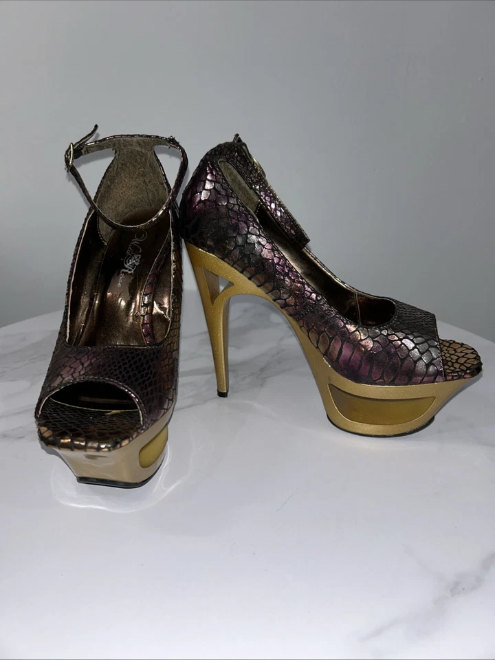 Tony Bowls Plataforma Tacones de Aguja Rosa Salvaje Metálico Piel de Serpiente Talla 7 Foto 2 de 4