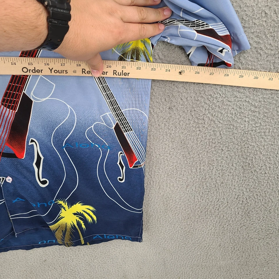 复古夏威夷衬衫男式中号蓝色吉他盒办公室环领 90 年代 Y2K — 第 4/4 张图片