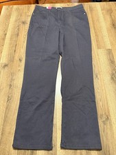 Lee Jeans, Women's Size 16 Medium, Gray, Classic Fit at the Waist 42" Length NWT