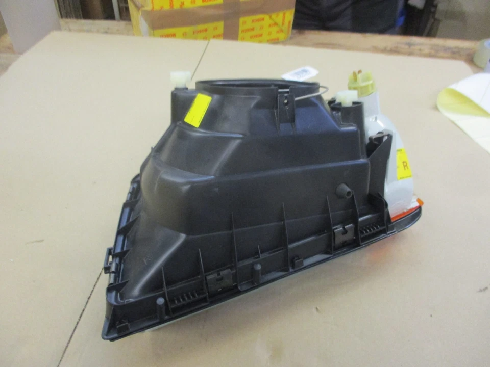 Opel Ascona C Scheinwerfer mit Blinker rechts vorne Hella H4 NEU original GM - Bild 2 von 4