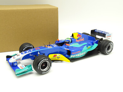 Minichamps SB 1/18 - F1 Sauber Petronas C23 2004 Massa