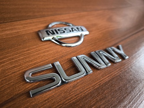 NISSAN SUNNY B13 Trunk Emblem Badge logo Set of 2 Genuine - Foto 5 di 18
