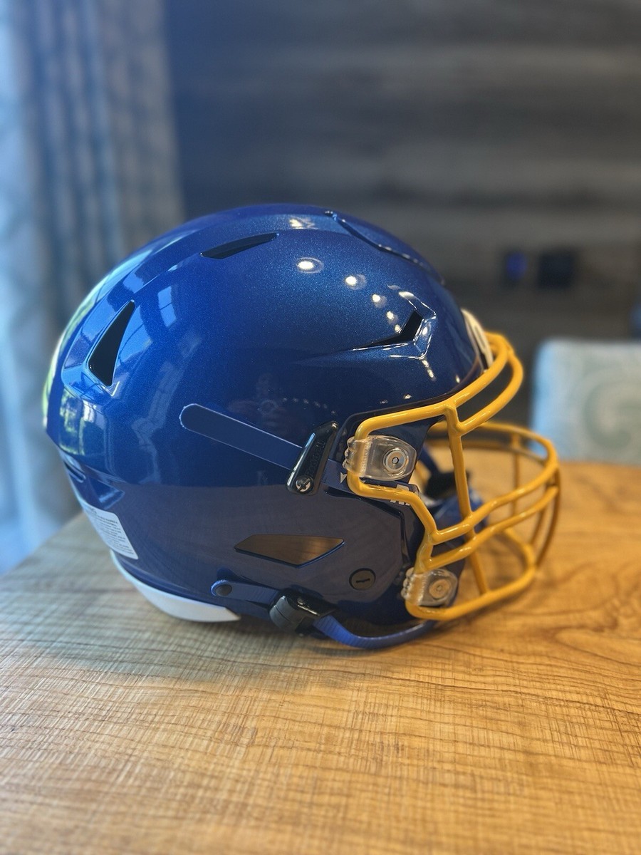 Riddell Speed Flex Football Helmet Youth Large 2021. Initial