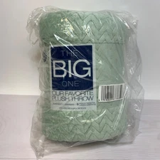 Kohls The Big One Sage Chevron Oversized Plush Throw 5ft x 6ft