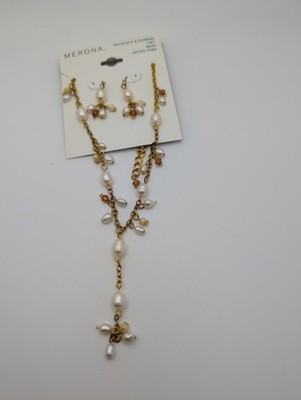 Merona Dangly Necklace With Matching Earrings
