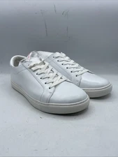 Kenneth Cole Kam pride  Men’s White Size 9M SKU 13401