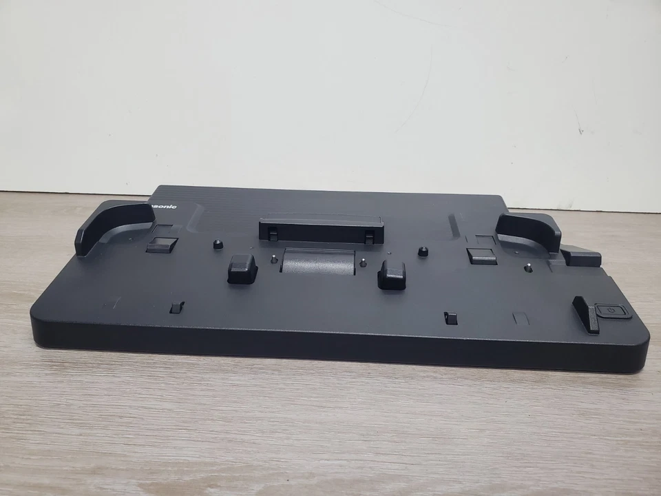 Estación de acoplamiento Panasonic para CF-33, (TABLETA Y TECLADO) BASE DE ESCRITORIO CF-VEB331U Foto 3 de 4