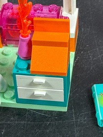 LEGO Harry Potter:Diagon Alley Shops 4723  Incomplete