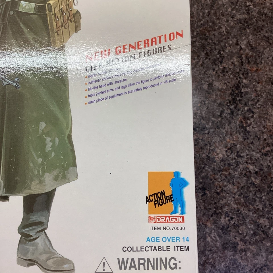 DRAGON 1ST ANNIVERSARY HANS GERMAN INFANTRY NCO WW2 MINT/BOXED UNUSED 2000 - Image 3 of 4