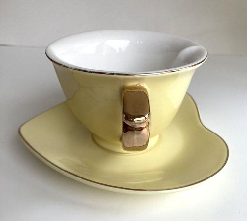 Heart Shaped Yellow Tea Cup & Saucer 6 oz.~ Classic Coffee & Tea - Picture 4 of 17