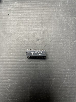 1 Stück Texas Instruments IC SN75497N DIP16 NOS Unbenutzt (KL12-23-2)