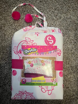 Shopkins Queen Sheet Set – 4-Piece Pink & White – Girls Bedroom Decor