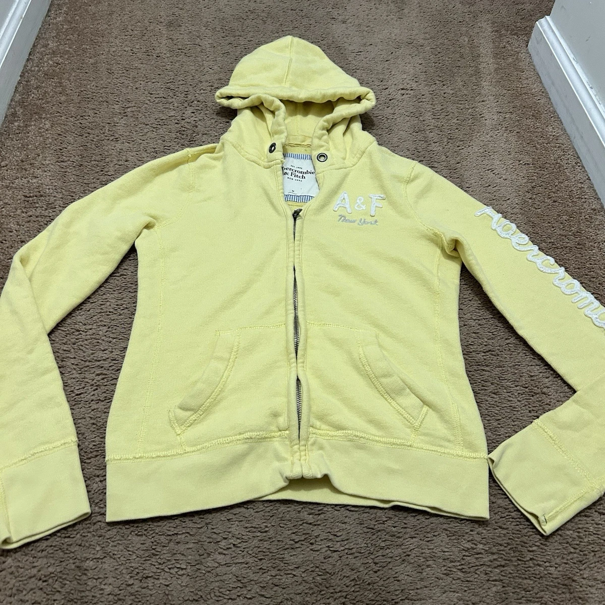 廃盤新品未使用Abercrombie & Fitch YELLOW Abercrombie & Fitch Yellow Hoodies for Women for sale | eBay