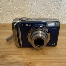 Fujifilm FinePix A805 8.3MP Digital Camera 3x Zoom Blue Silver Built-in Flash.