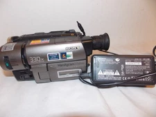 Sony CCD-TRV43 Handycam Camcorder 8mm  Transfer Video Cam