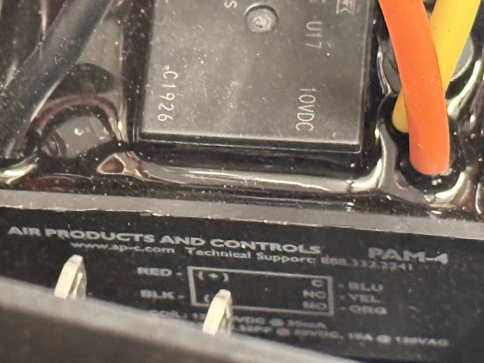 APC Multivoltage SPDT Encapsulated Fire Relay Module w/ 5 Fly Leads 12-40VDC - Image 4 of 4