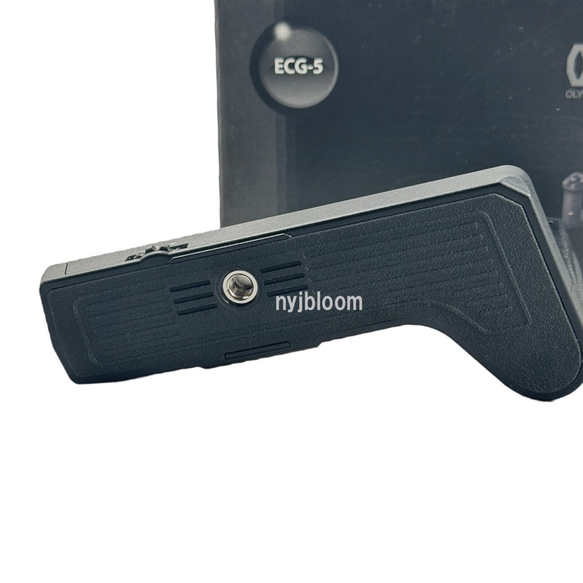 New OLYMPUS ECG-5 External Grip for OM-D E-M5 Mark III New OLYMPUS ECG-5 External Grip for OM-D E-M5 Mark III