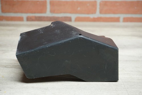 2012-2014 DODGE AVENGER SE 2.4L GAS FUSE RELAY BOX BLOCK COVER SPLASH SHIELD OEM - Picture 3 of 6