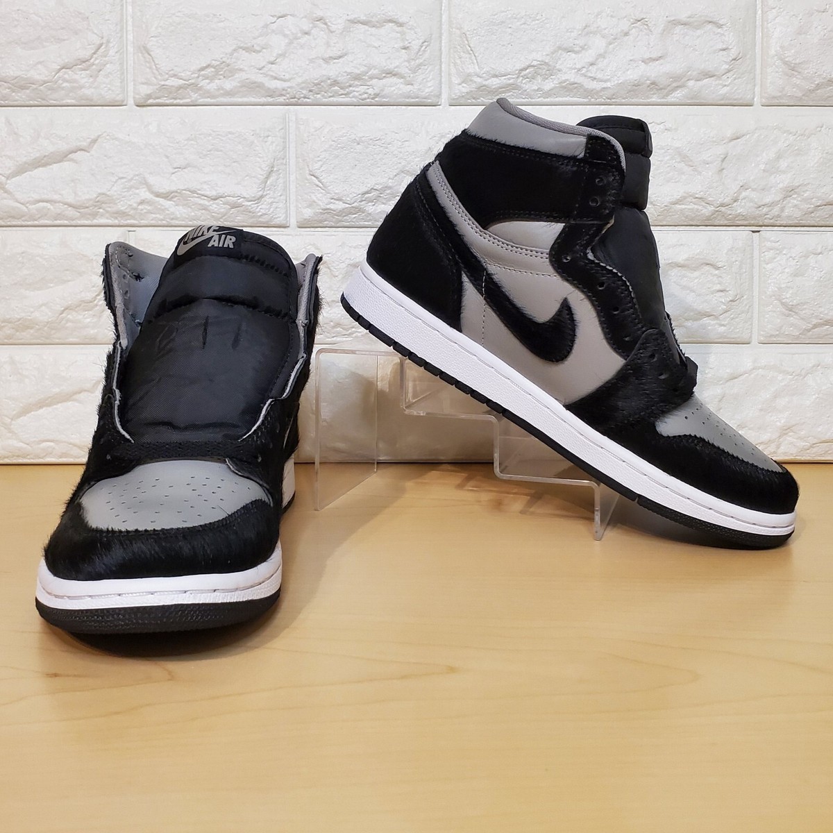Nike Wmns Size 7 Air Jordan 1 Retro HI OG Twist 2.0 Grey Nike Wmns Size 7 Air Jordan 1 Retro HI OG Twist 2.0 Grey