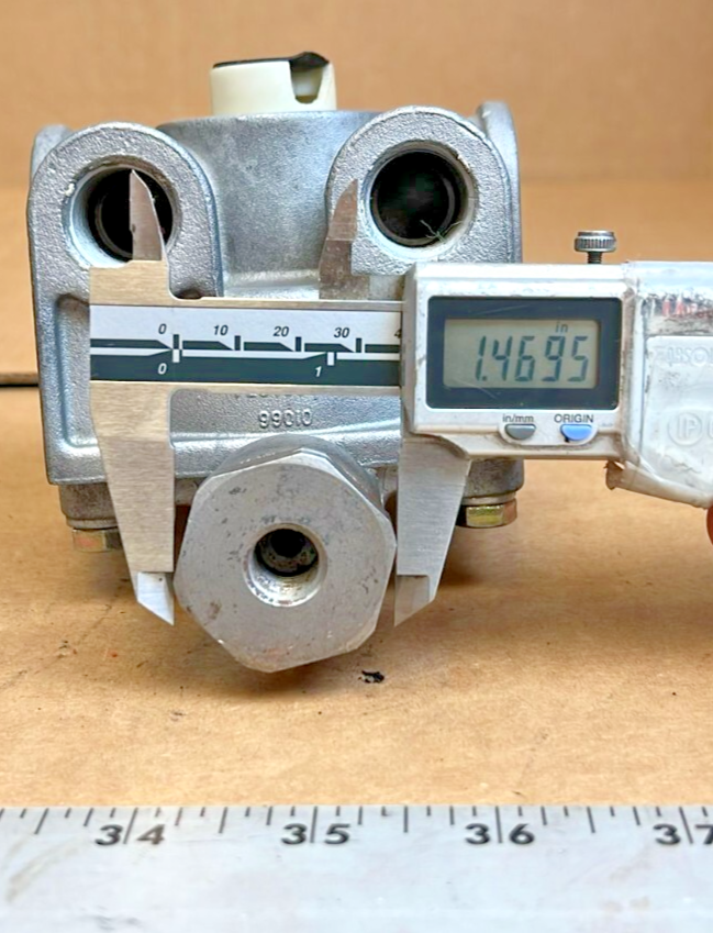 1393 BENDIX AIR BRAKE RELAY VALVE P/N: T-294859-D | eBay