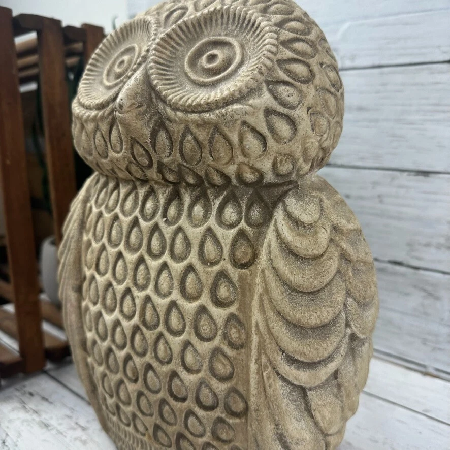 Owl by Pier 1-Repujado en todo -Estante Decoración del hogar - 12 x 8,5 x 4 Marrón Foto 3 de 4