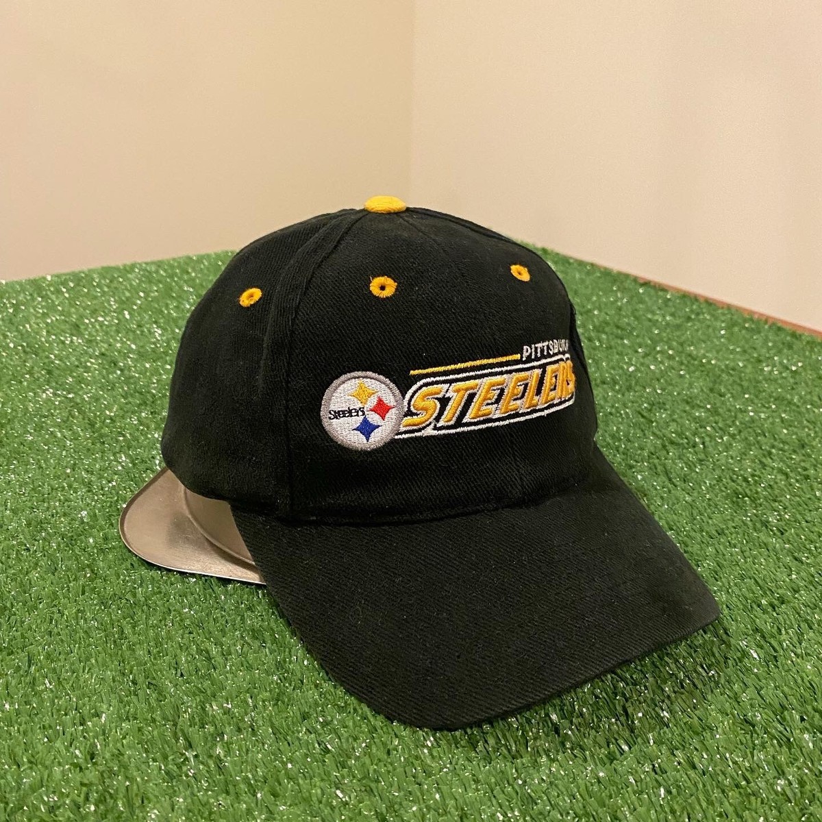 Vintage Pittsburgh Steelers hat cap snap back Logo Athletic black
