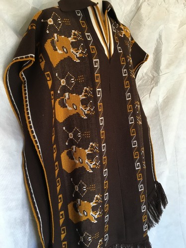 Vintage Brown Mustard Reindeer Deer Stag Cabin Poncho Kitch Sweater Blanket - Picture 9 of 9